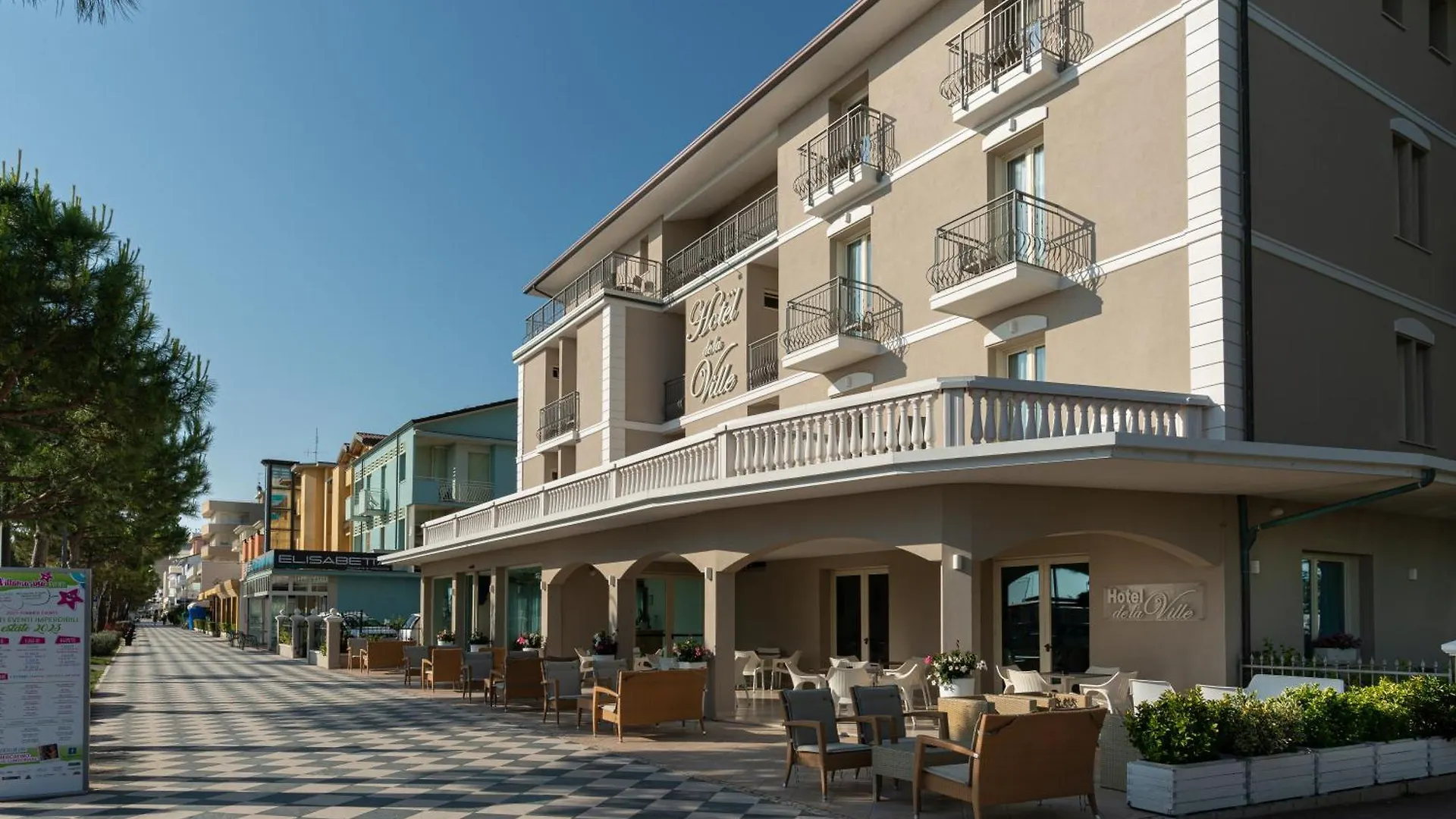 Hotel De La Ville チェゼナーティコ イタリア